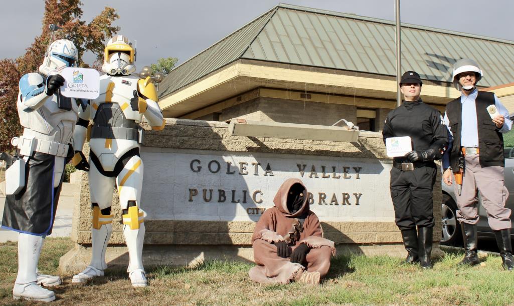 Library Star Wars Jedi Party_Group Outside_221015